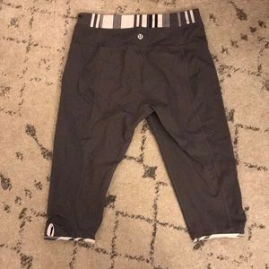 Lululemon cropped pants